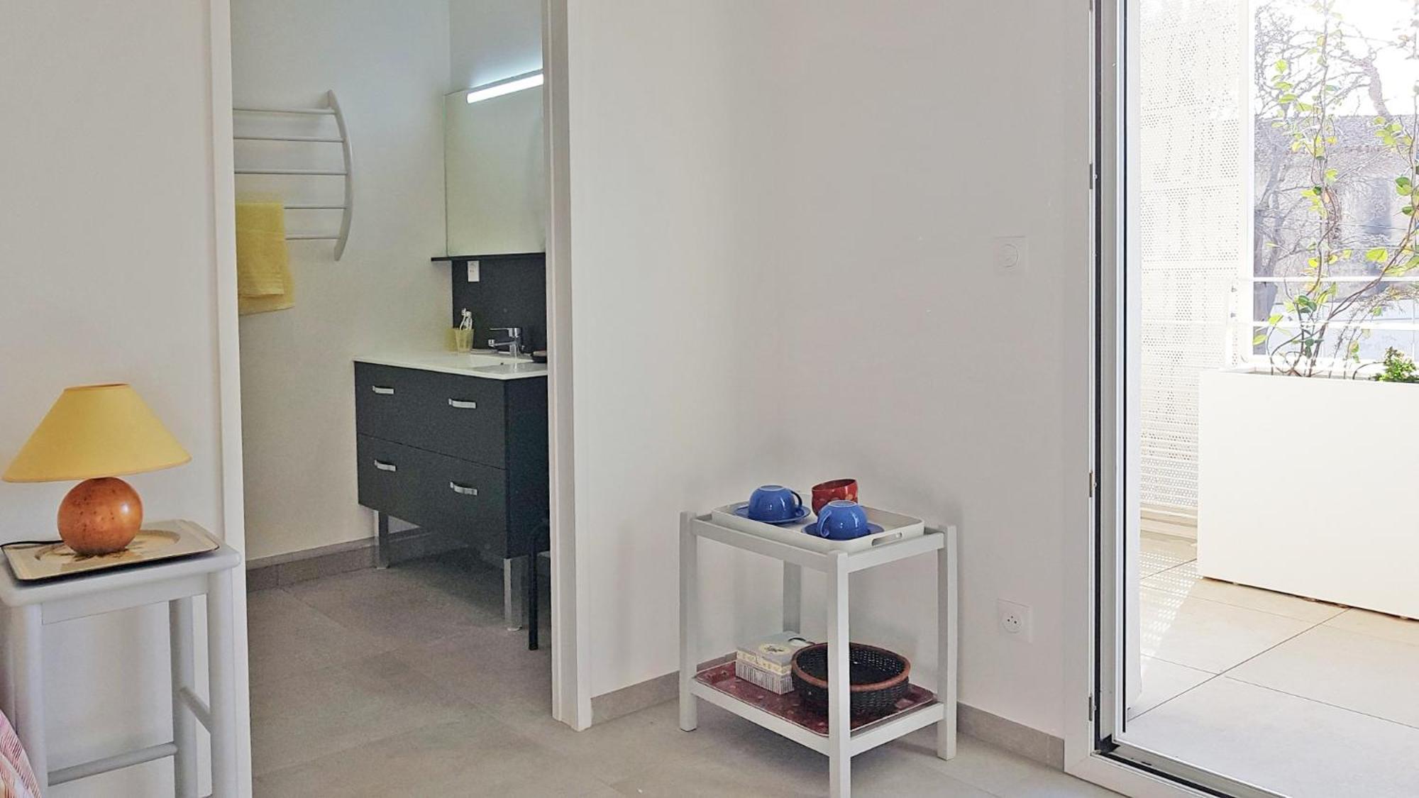 Appartement Centre Ville Beaux Arts 2 Personnes Calme Et Confort Монпелие Екстериор снимка
