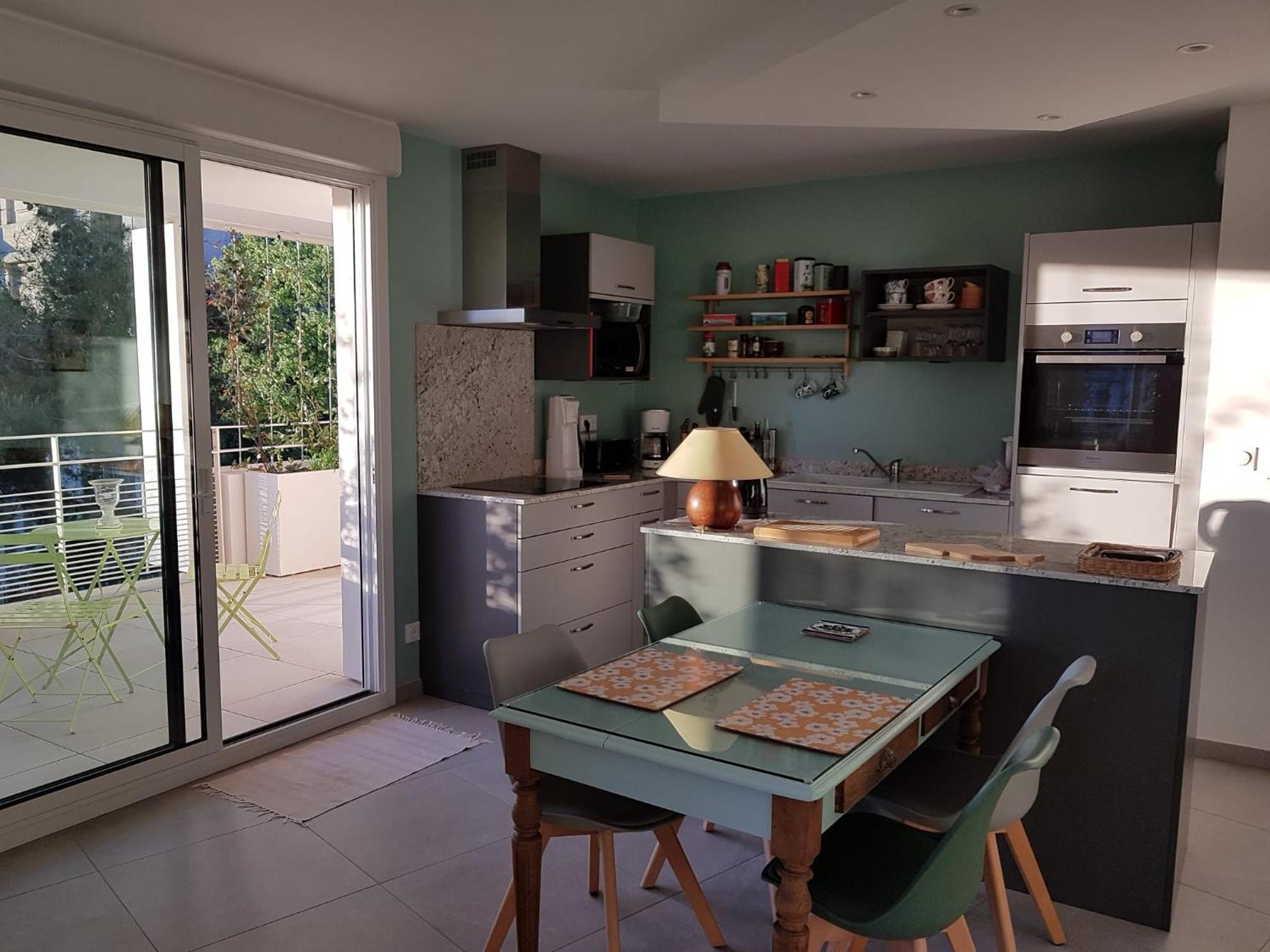 Appartement Centre Ville Beaux Arts 2 Personnes Calme Et Confort Монпелие Екстериор снимка